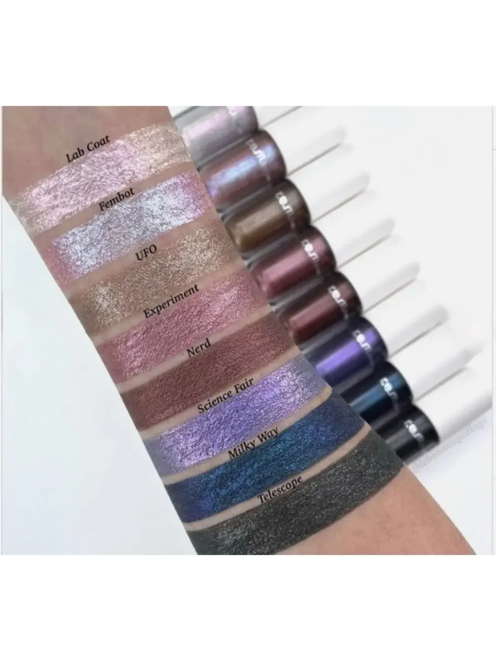 R.E.M. beauty Midnight Shadows Liquid Eyeshadow, 4 ml .13 oz Full Size NIB CHOSE